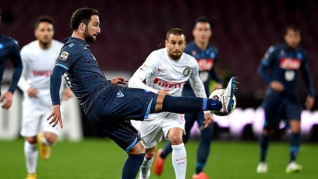 Italiano: Gols de Napoli 2 x 2 Inter de Milão Assista aos gols do empate entre Napoli e Inter de Milão