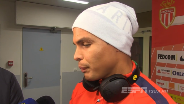 Thiago Silva deixa cobranças de pênaltis nas mãos de Neymar: 'Pode deixar o próximo para Cavani ou Mbappé' Thiago Silva deixa cobranças de pênaltis nas mãos de Neymar: 'Pode deixar o próximo para Cavani ou Mbappé'