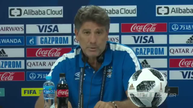 Renato Gaúcho diz admirar Zidane e brinca: 'Com o grupo que ele tem, nem precisa gesticular muito' Renato Gaúcho diz admirar Zidane e brinca: 'Com o grupo que ele tem, nem precisa gesticular muito'