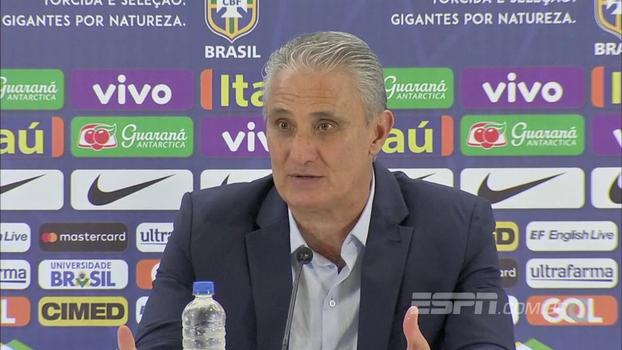 Após atuações de Alex Sandro, Tite confessa ter dúvidas e garante: 'Momento vai determinar' Tite fala em 'dilema' dentro da seleção e avalia oportunidades para outros jogadores antes da Copa