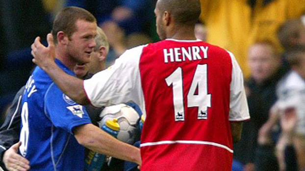 Aos 16 anos, Rooney entrou no segundo tempo e garantiu vitória do Everton sobre o Arsenal em 2002 Aos 16 anos, Rooney entrou no segundo tempo e garantiu vitória do Everton sobre o Arsenal em 2002