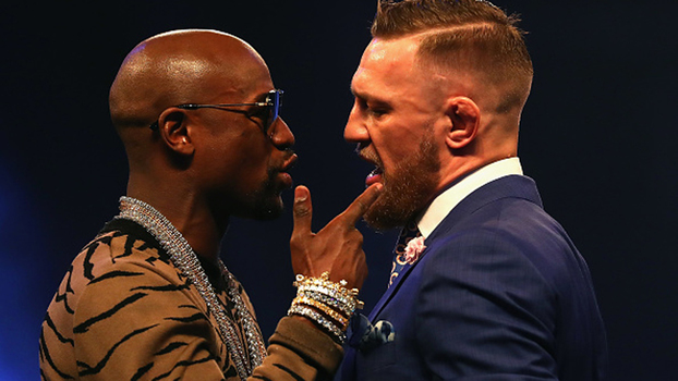 Floyd Mayweather Jr. v Conor McGregor durante World Press Tour em Londres