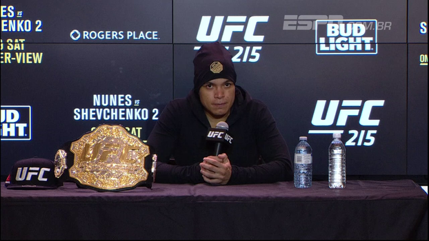 Após vencer Shevchenko e manter o cinturão, Amanda Nunes fala: 'Foi a noite para mim! Eu dominei a luta' Após vencer Shevchenko e manter o cinturão, Amanda Nunes fala: 'Foi a noite para mim! Eu dominei a luta'