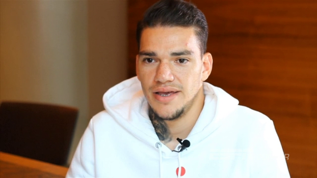 Ederson cita língua como maior dificuldade na adaptação e compara futebol na Inglaterra e Portugal Ederson cita língua como maior dificuldade na adaptação e compara futebol na Inglaterra e Portugal