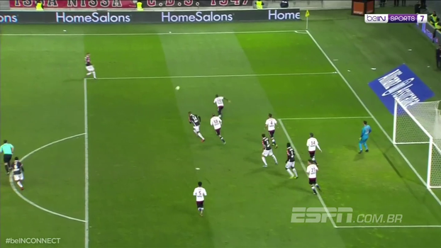 Balotelli faz 'gol de 9', Nice engata 4ª vitória seguida e afunda o Bordeaux Balotelli faz 'gol de 9', Nice engata 4ª vitória seguida e afunda o Bordeaux