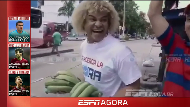 Valderrama como você nunca viu! Ídolo colombiano vende frutas e limpa vidros no farol Valderrama como você nunca viu! Ídolo colombiano vende frutas e limpa vidros no farol