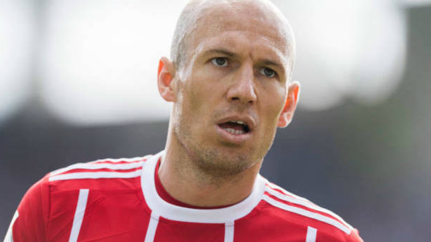 Antes de jogo contra o PSG, Robben diz: 'Dinheiro não faz gols' Antes de jogo contra o PSG, Robben diz: 'Dinheiro não faz gols'