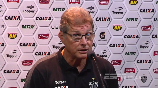 Oswaldo elogia Yago após vitória em clássico: 'Eu acho que foi ele que mudou o jogo' Oswaldo elogia Yago após vitória em clássico: 'Eu acho que foi ele que mudou o jogo'