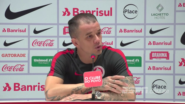 D’Alessandro, sobre Série B: 'Obrigação não é ganhar, obrigação é jogar bem' D’Alessandro, sobre Série B: 'Obrigação não é ganhar, obrigação é jogar bem'
