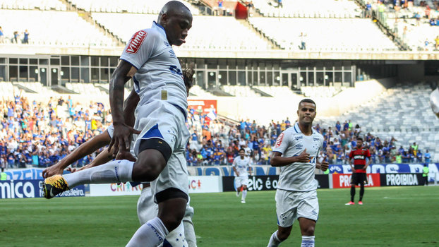 Brasileiro: Cruzeiro 2 x 0 Sport Veja os gols da vitória do Cruzeiro sobre o Sport por 2 a 0 pelo Brasileiro!