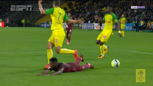 Nantes vence lanterna e entra na zona de classificação para a Champions League Nantes vence lanterna e entra na zona de classificação para a Champions League