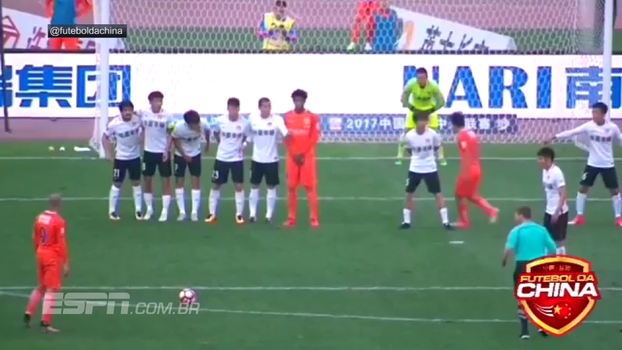 Diego Tardelli marca três gols e Shandong Luneng vence na última rodada do Campeonato Chinês Diego Tardelli marca três gols e Shandong Luneng vence na última rodada do Campeonato Chinês