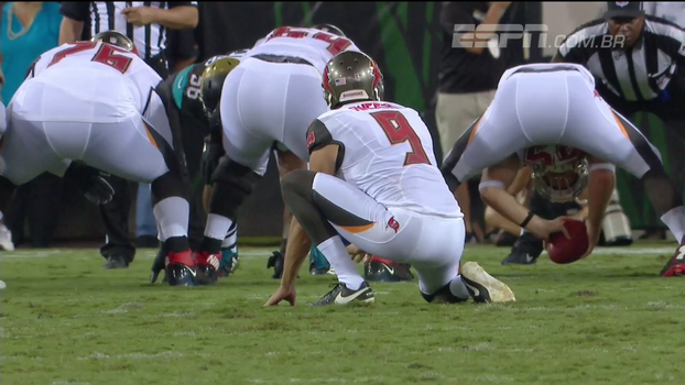Buccaneers vencem Jaguars em jogo de pré-temporada da NFL Buccaneers vencem Jaguars em jogo de pré-temporada da NFL