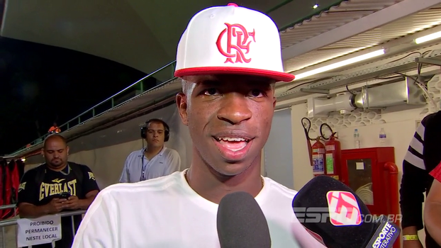 Vin&iacute;cius J&uacute;nior detalha 'gol hist&oacute;rico' contra o Palestino: 'Todo mundo ficou feliz!'