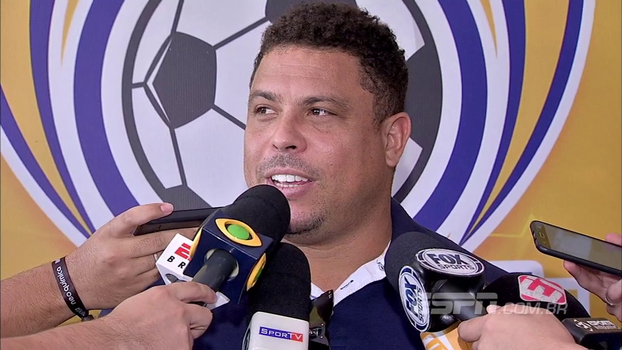 Ronaldo fala sobre grupo do Brasil na Copa e Andrés no Corinthians Ronaldo fala sobre grupo do Brasil na Copa e Andrés no Corinthians