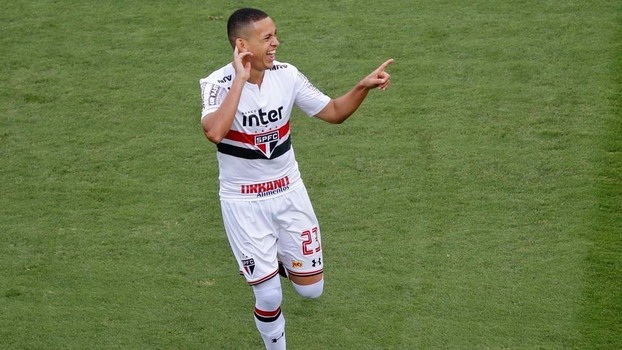 Veja os gols da vit&oacute;ria do S&atilde;o Paulo sobre o Santos por 2 a 1 pelo Brasileiro