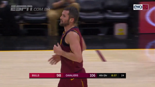 LeBron James dá lindo passe para cesta de Kevin Love; veja LeBron James dá lindo passe para cesta de Kevin Love; veja