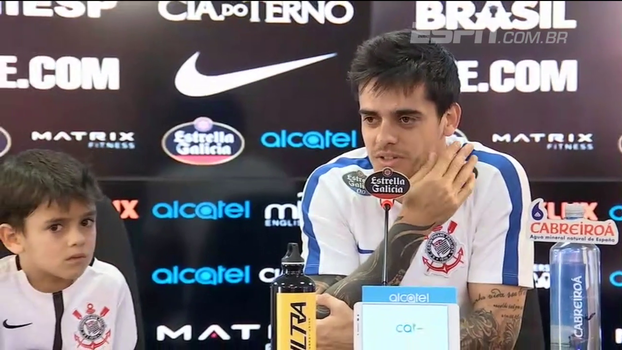 Fagner diz ter encontrado elenco do Corinthians “bem otimista” ao voltar da seleção