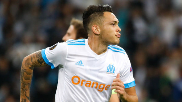 Com lindo gol de voleio, Olympique de Marselha vence e cria vantagem na Europa League Com lindo gol de voleio, Olympique de Marselha vence e cria vantagem na Europa League