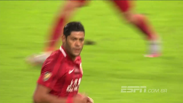 Hulk marca, mas Shanghai perde em casa Hulk marca, mas Shanghai perde em casa