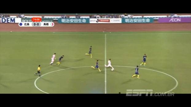 Jogador faz golaço do meio de campo pelo Campeonato Japonês Jogador faz golaço do meio de campo pelo Campeonato Japonês