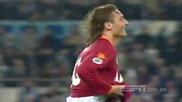 Parabéns, Capitano! No aniversário de Totti, relembre um dos gols mais marcantes da carreira do craque Parabéns, Capitano! No aniversário de Totti, relembre um dos gols mais marcantes da carreira do craque