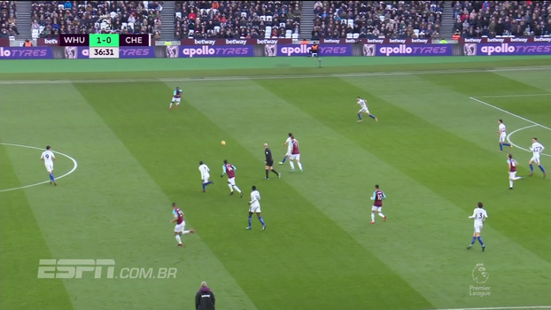 Tempo real: Masuaku bate cruzado de fora da área, mas a bola sai pela linha de fundo Masuaku bate cruzado de fora da área, mas a bola sai pela linha de fundo