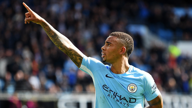 Gabriel Jesus deu show contra o Liverpool, marcou duas vezes e ainda teve gol anulado Gabriel Jesus deu show contra o Liverpool, marcou duas vezes e ainda teve gol anulado