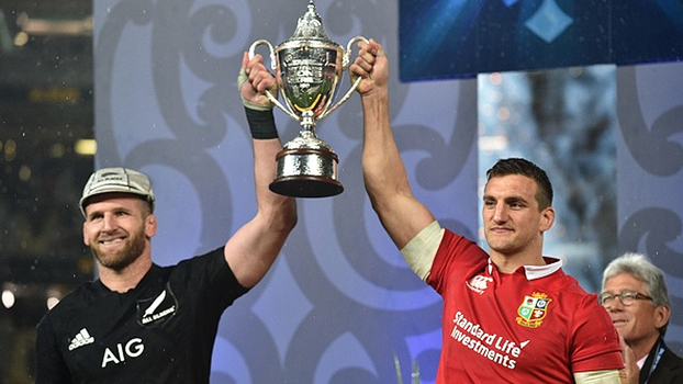 Lions arrancam empate com All Blacks a dois minutos do fim e série amistosa termina com taça 'dividida' Lions arrancam empate com All Blacks a dois minutos do fim e série amistosa termina com taça 'dividida'