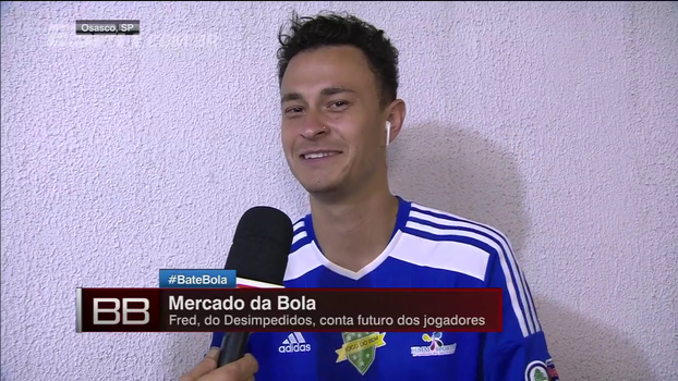 Fred brinca sobre o futuro do amigo Ronaldinho: 'Para chutar entre cantor ou político, chutaria cantor' Fred brinca sobre o futuro do amigo Ronaldinho: 'Para chutar entre cantor ou político, chutaria cantor'