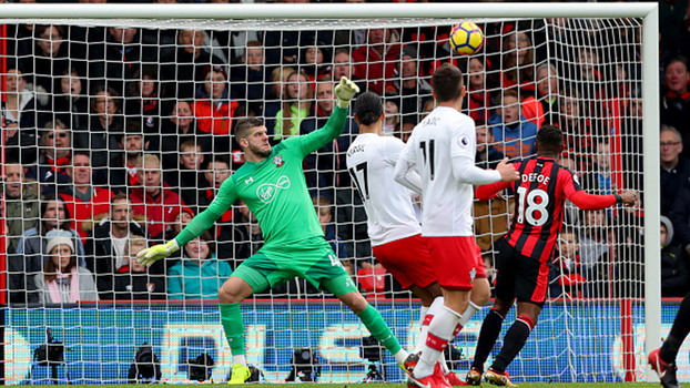Velocidade de reação de De Gea, milagre de ombro de Forster, ponte de Adrián e mais; veja as defesaças da Premier League Velocidade de reação de De Gea, milagre de ombro de Forster, ponte de Adrián e mais; veja as defesaças da Premier League