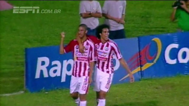 Herói do Náutico, história de superação e muito estilo: Acosta já foi vencedor da Bola de Prata; relembre! Herói do Náutico, história de superação e muito estilo: Acosta já foi vencedor da Bola de Prata; relembre!