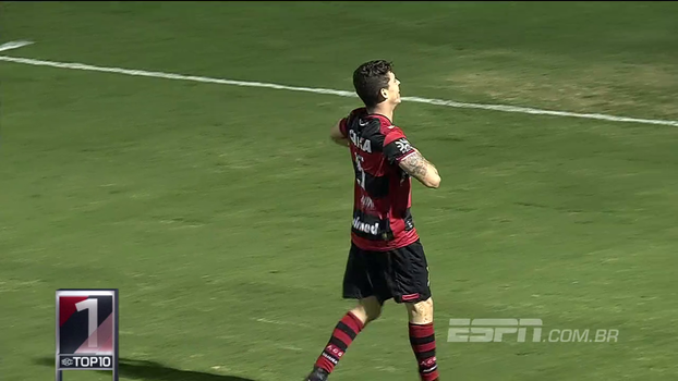 Drible de Vanderlei, defesas em sequência de Sidão, chapelaria de Fernandinho e gol do meio campo no Top 10; veja Drible de Vanderlei, defesas em sequência de Sidão, chapelaria de Fernandinho e gol do meio campo no Top 10; veja