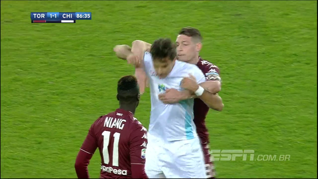 Torino empata com Chievo em jogo tenso e perde chance de ultrapassar Milan no Italiano Torino empata com Chievo em jogo tenso e perde chance de ultrapassar Milan no Italiano