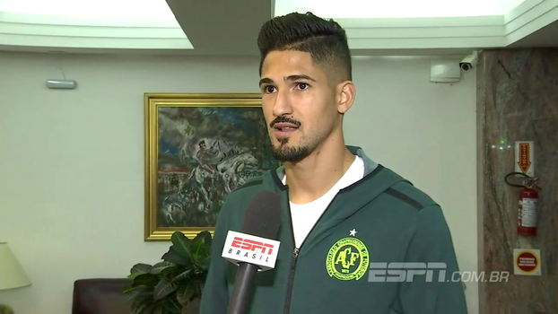 Túlio visa vitória contra o Corinthians, desfalcado na zaga, mas lembra: 'Para estar lá, tem que ter qualidade' Túlio visa vitória contra o Corinthians, desfalcado na zaga, mas lembra: 'Para estar lá, tem que ter qualidade'
