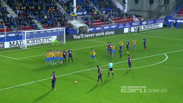 Levante abre 2 a 0 fora de casa, mas no segundo tempo, com golaço de falta e gol de brasileiro, Eibar empata Levante abre 2 a 0 fora de casa, mas no segundo tempo, com golaço de falta e gol de brasileiro, Eibar empata