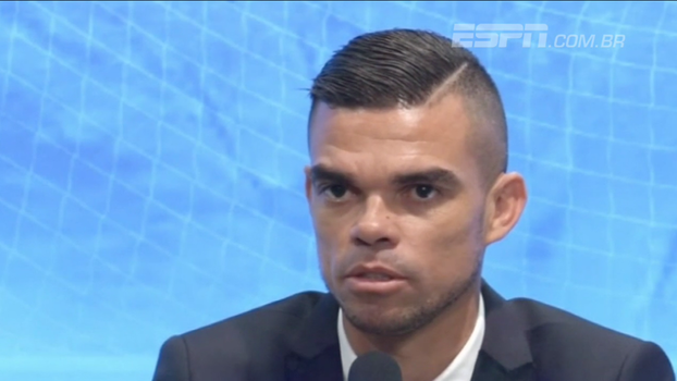 Após 10 anos no Real Madrid, Pepe se apresenta ao Besiktas Após 10 anos no Real Madrid, Pepe se apresenta ao Besiktas