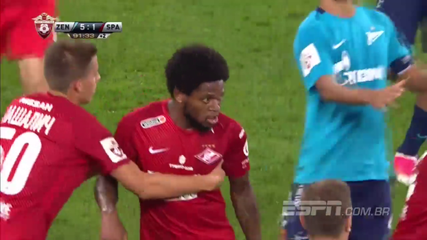 Com expulsão de Luiz Adriano e Giuliano no banco, Zenit atropela Spartak e vira líder na Rússia Com expulsão de Luiz Adriano e Giuliano no banco, Zenit atropela Spartak e vira líder na Rússia