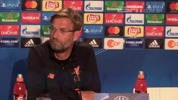 Klopp dá resposta bem humorada quando perguntado sobre 'primeira vez' Klopp dá resposta bem humorada quando perguntado sobre 'primeira vez'