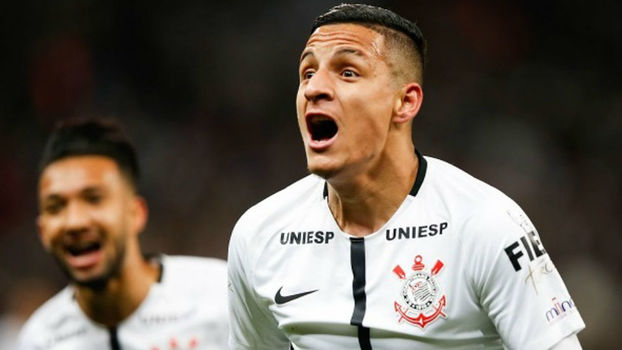 Outro desmanche? Arana é o segundo campeão brasileiro a deixar o Corinthians