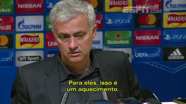 Mourinho diz que Champions só começa em fevereiro para os 'grandes' e coloca United em segundo nível Mourinho diz que Champions só começa em fevereiro para os 'grandes' e coloca United em segundo nível