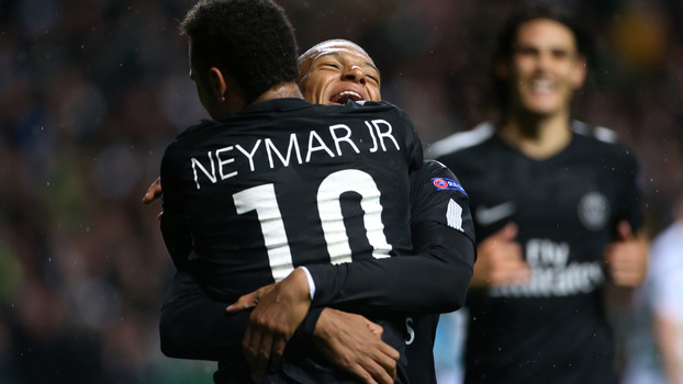 Gian aprova atuação de Neymar em estreia pelo PSG na Champions: 'O protagonismo apareceu' Gian aprova atuação de Neymar em estreia pelo PSG na Champions: 'O protagonismo apareceu'