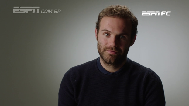 Mata fala sobre disputa com Manchester City e rasga elogios para elenco atual do United: 'Um dos mais completos que já joguei' Mata fala sobre disputa com Manchester City e rasga elogios para elenco atual do United: 'Um dos mais completos que já joguei'