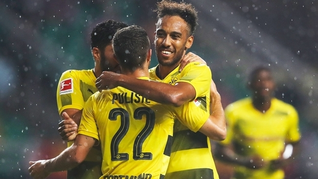 Amistoso internacional: Melhores momentos de Milan 1 x 3 Borussia Dortmund Amistoso internacional: Melhores momentos de Milan 1 x 3 Borussia Dortmund