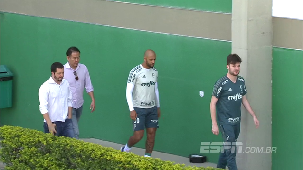 Em primeira aparição depois de ser reintegrado ao elenco do Palmeiras, Felipe Melo voltou a ser... Felipe Melo Em primeira aparição depois de ser reintegrado ao elenco do Palmeiras, Felipe Melo voltou a ser... Felipe Melo