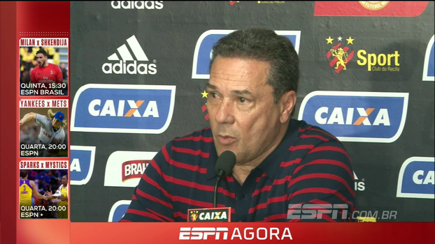 Para Luxemburgo, faltam jogadas de efeito no futebol brasileiro Para Luxemburgo, faltam jogadas de efeito no futebol brasileiro