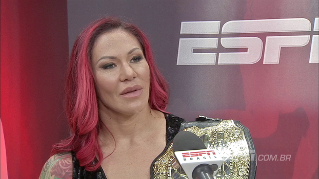 Cyborg diz que não se arrepende de doping: 'Talvez não fosse a atleta que sou hoje' Cyborg diz que não se arrepende de doping: 'Talvez não fosse a atleta que sou hoje'