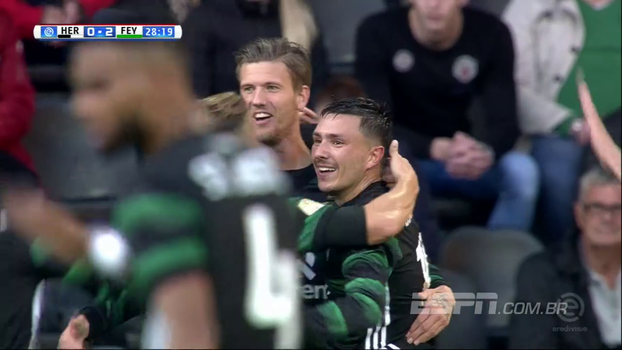 Feyenoord vence o quarto jogo seguido, segue 100% e lidera na Holanda Feyenoord vence o quarto jogo seguido, segue 100% e lidera na Holanda