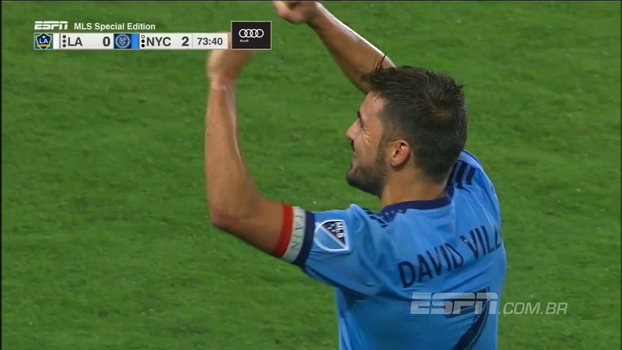 David Villa faz belo gol de fora da área e garante vitória do New York City sobre o LA Galaxy David Villa faz belo gol de fora da área e garante vitória do New York City sobre o LA Galaxy