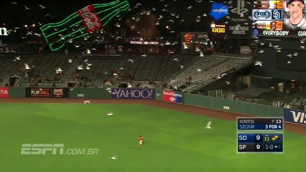 Duelo entre Padres e Giants na MLB é interrompido por invasão incrível de gaivotas; assista Duelo entre Padres e Giants na MLB é interrompido por invasão incrível de gaivotas; assista